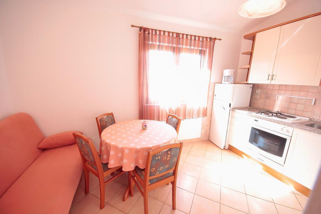 Apartments Skelin Vodice Quarto foto