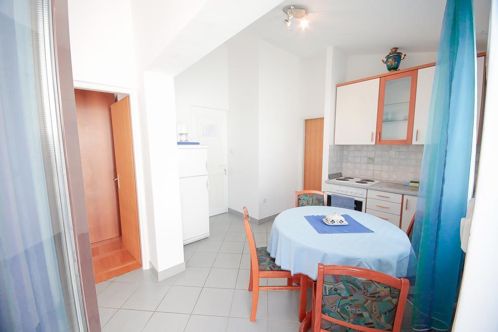 Apartments Skelin Vodice Quarto foto
