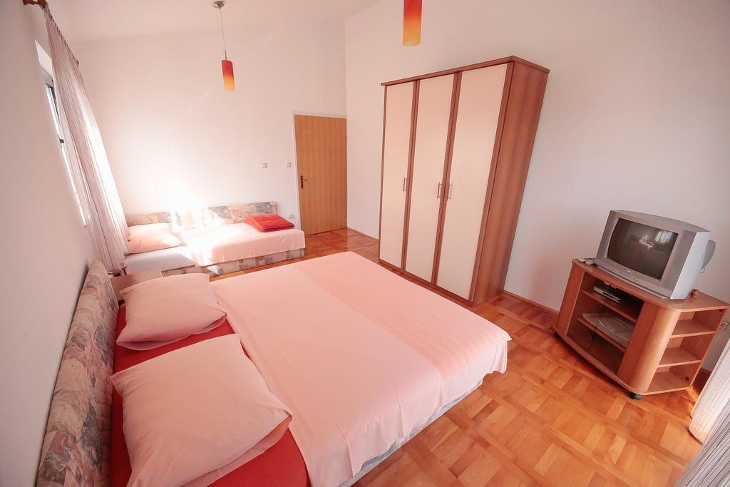 Apartments Skelin Vodice Quarto foto